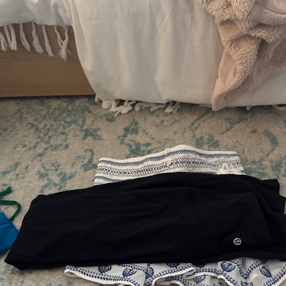 Lululemon black flair align leggings